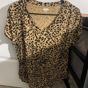 CHEETAH PRINT EVERYWHERE TEE